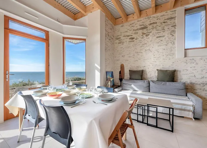 Vue Mer, 30m De La Plage, 5 Adultes & 1 Enfant *