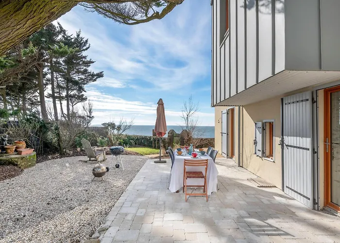 Vue Mer, 30m De La Plage, 5 Adultes & 1 Enfant *